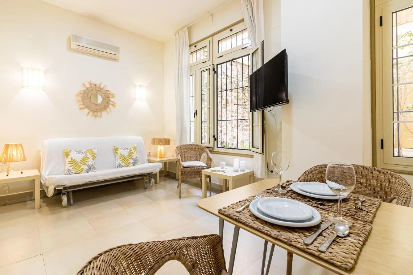 Edificio Apartamentos Victoria Centro Málaga Appartement